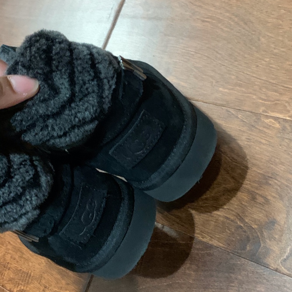 Authentic Girl Ugg Boots